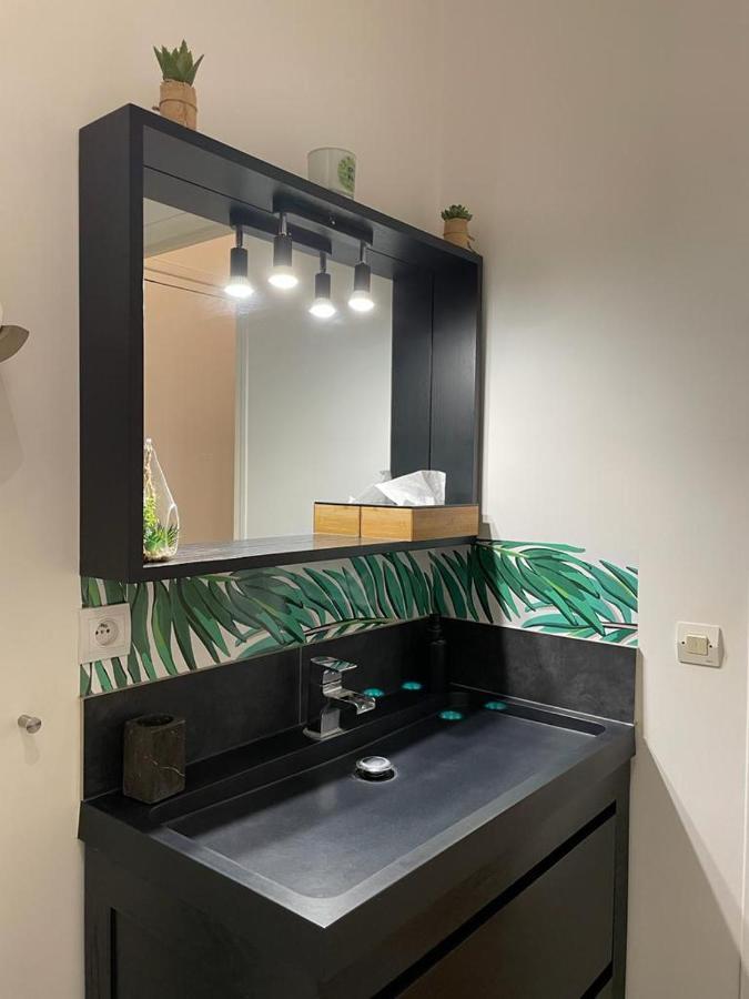 We Loft Bed and Breakfast Parijs Buitenkant foto